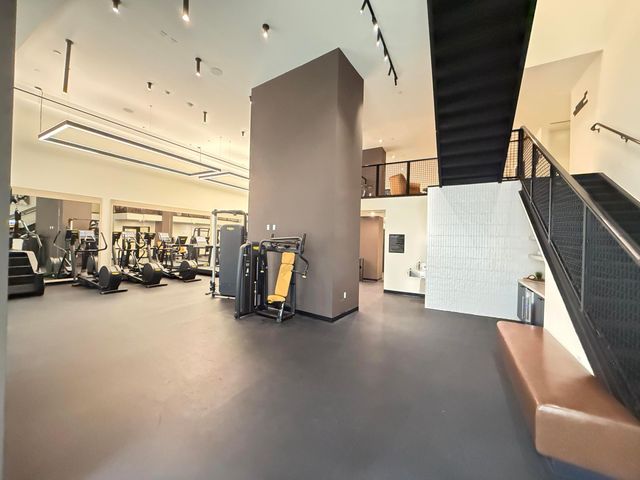 225 N Miami Avenue 3502, Miami, FL 33128