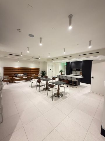 225 N Miami Avenue 3502, Miami, FL 33128