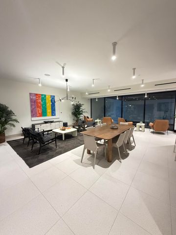 225 N Miami Avenue 3502, Miami, FL 33128