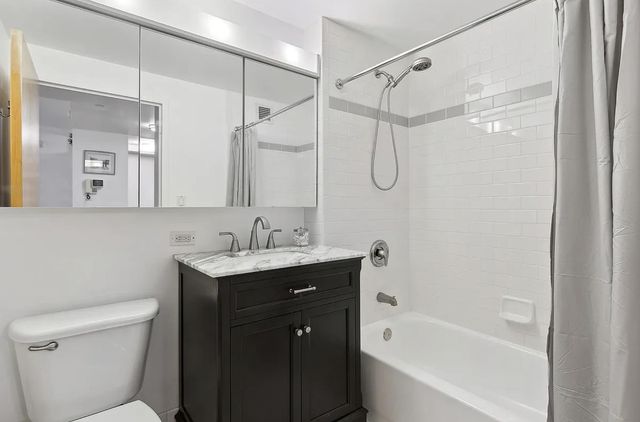 520 W 23rd St Apt 6C, New York City, NY 10011