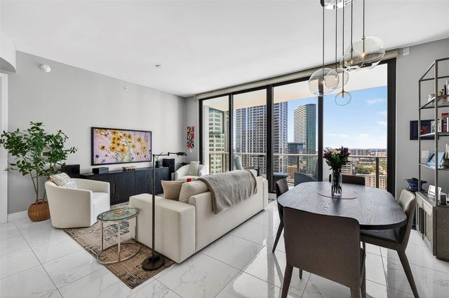 100 1ST AVENUE N 2206, St Petersburg, FL 33701