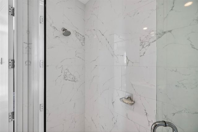 100 1ST AVENUE N 2206, St Petersburg, FL 33701