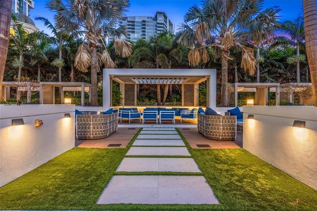 100 1ST AVENUE N 2206, St Petersburg, FL 33701