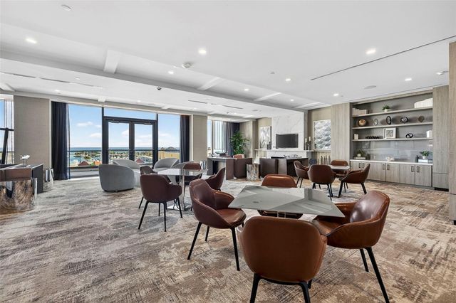 100 1ST AVENUE N 2206, St Petersburg, FL 33701