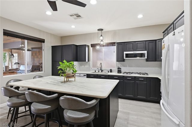 265 Copper Glow Court, Henderson, NV 89074