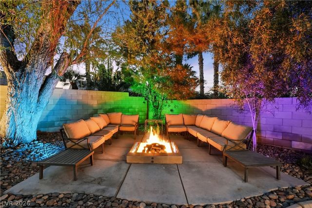 265 Copper Glow Court, Henderson, NV 89074