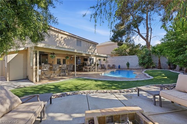 265 Copper Glow Court, Henderson, NV 89074