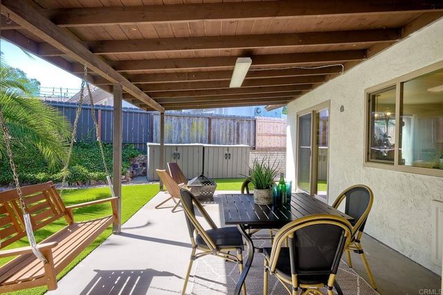 111 Village Run W, Encinitas, CA 92024