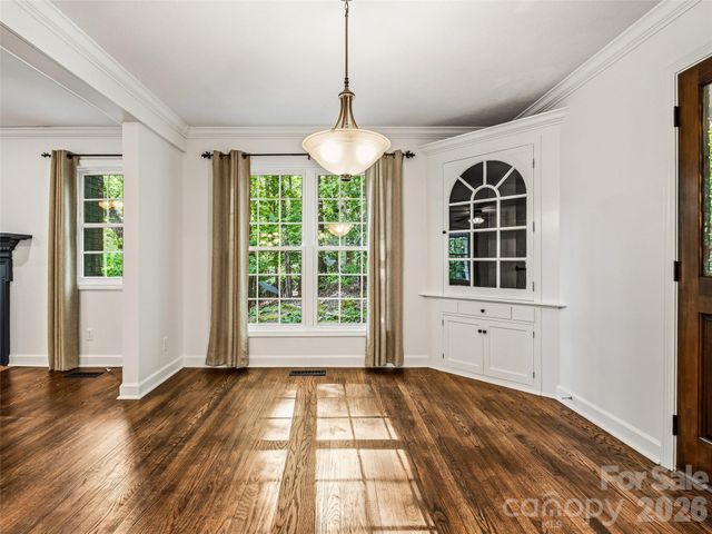 2388 Hebron Road, Hendersonville, NC 28739