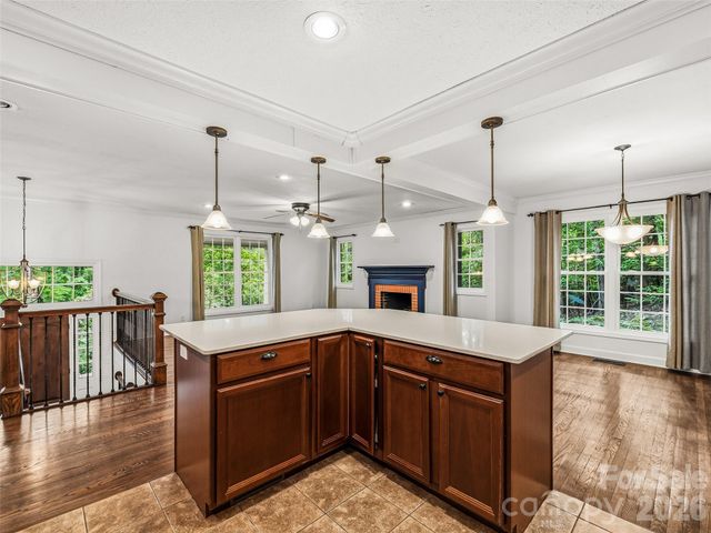 2388 Hebron Road, Hendersonville, NC 28739
