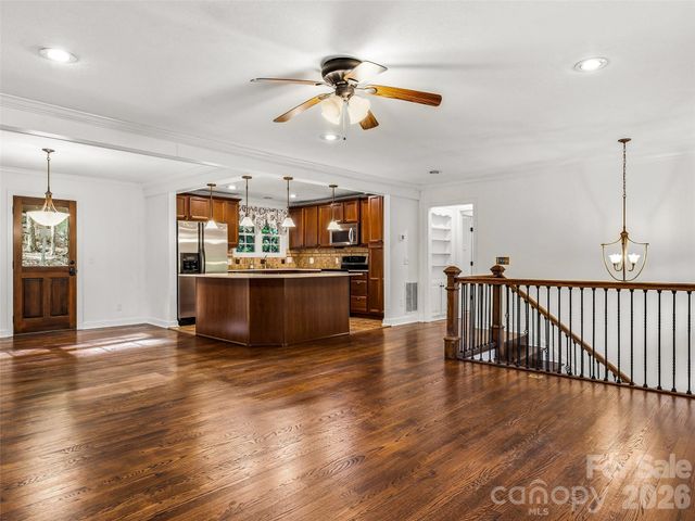 2388 Hebron Road, Hendersonville, NC 28739