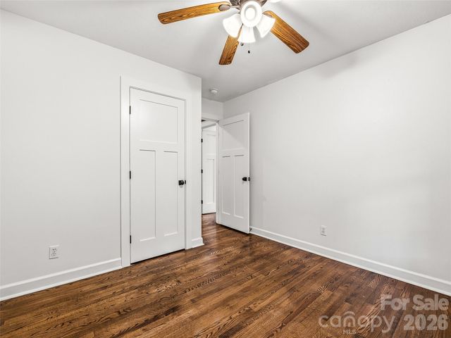 2388 Hebron Road, Hendersonville, NC 28739
