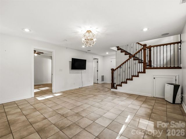 2388 Hebron Road, Hendersonville, NC 28739