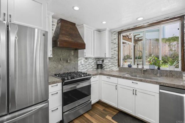 830 English Holly Lane, San Marcos, CA 92078