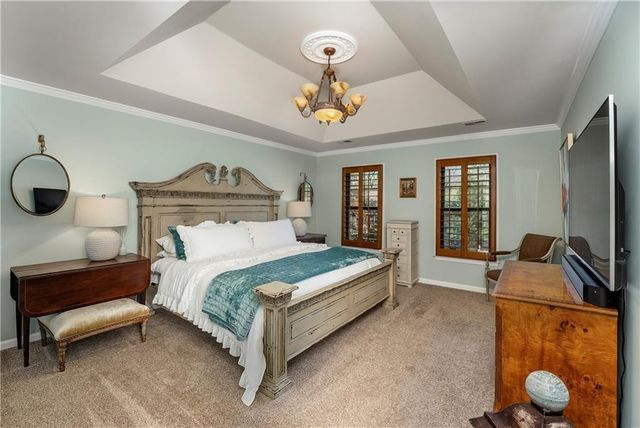 813 Hillcrest Lane, Woodstock, GA 30189