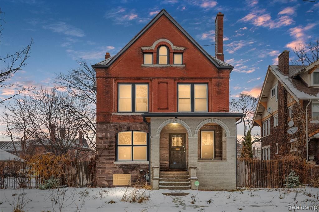 70 Lawrence Street, Detroit, MI 48202