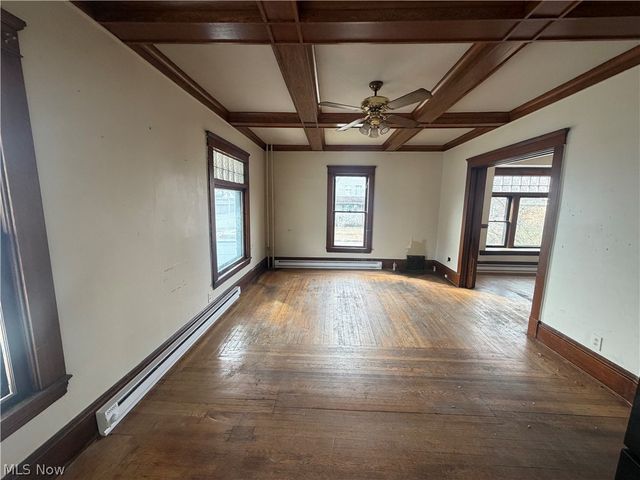 202 Prospect Street, Girard, OH 44446