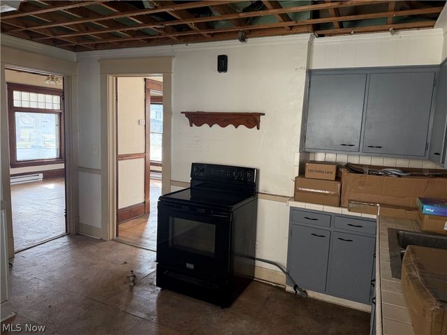 202 Prospect Street, Girard, OH 44446