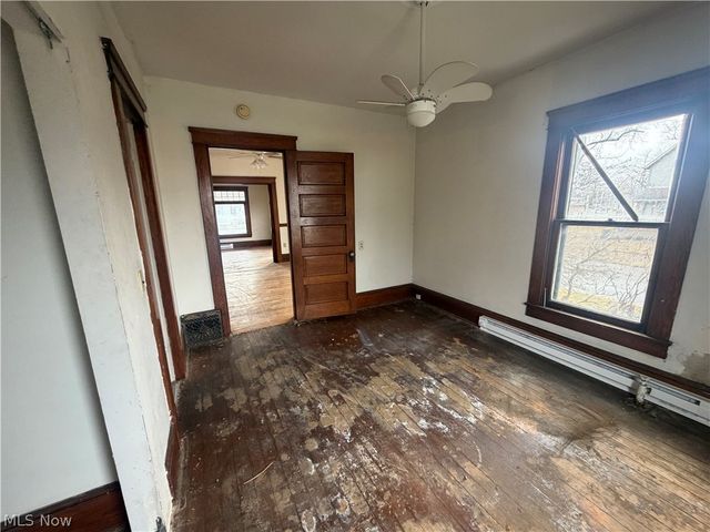 202 Prospect Street, Girard, OH 44446