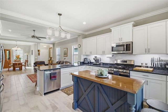 292 BRIENZA LOOP, Nokomis, FL 34275