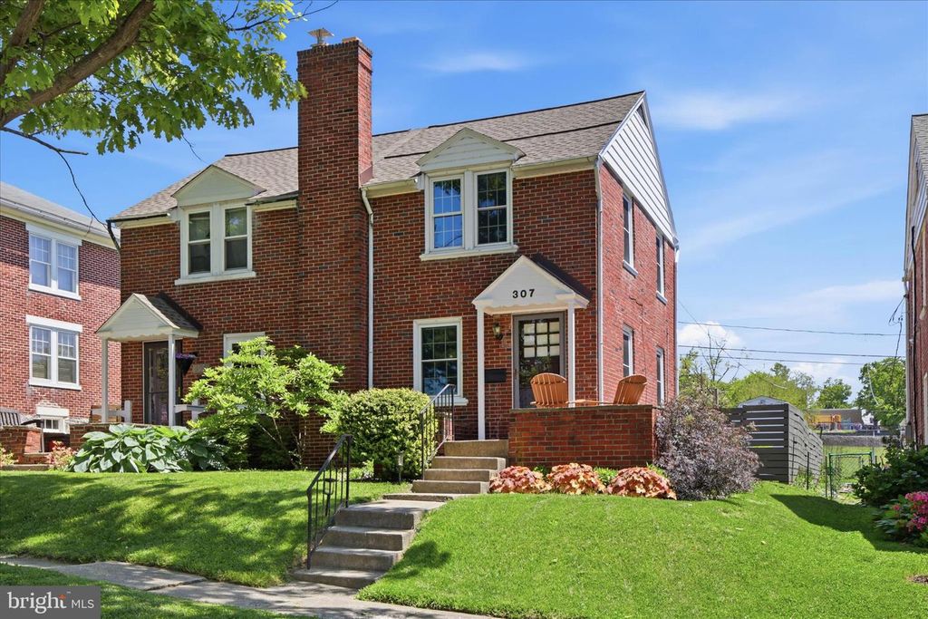 307 ATKINS AVE, Lancaster, PA 17603