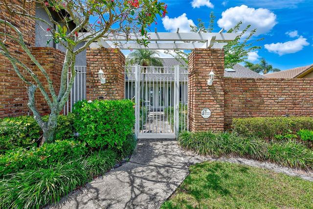 10976 HARBORSIDE DRIVE, Largo, FL 33773