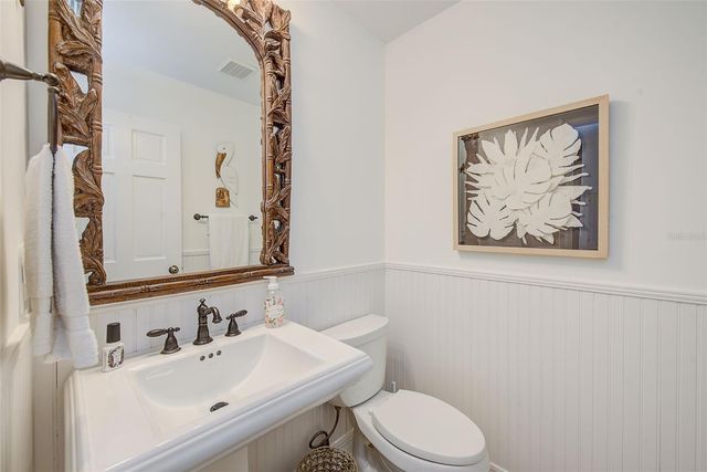 10976 HARBORSIDE DRIVE, Largo, FL 33773