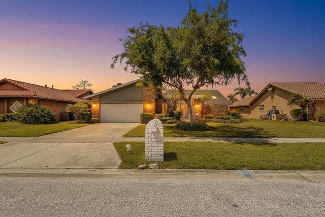 10976 HARBORSIDE DRIVE, Largo, FL 33773