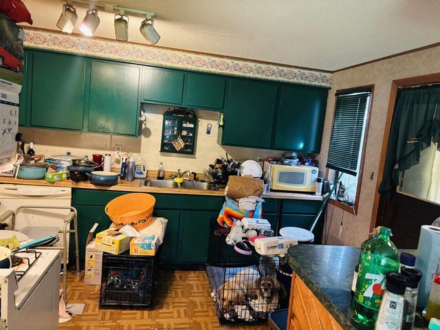 1922 Iowa Ave, Superior, WI 54880