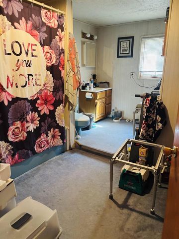 1922 Iowa Ave, Superior, WI 54880