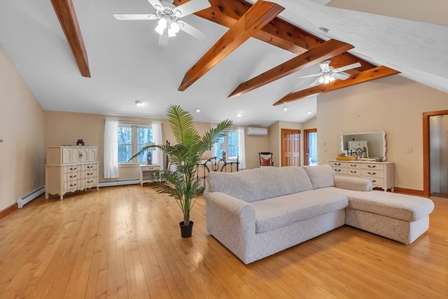 300 Padre Rd, New Braintree, MA 01531