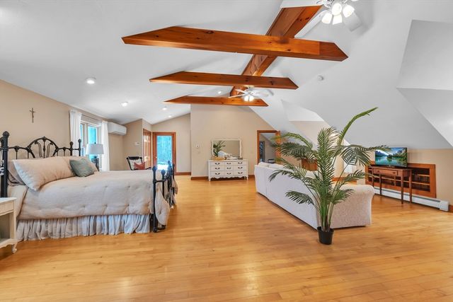 300 Padre Rd, New Braintree, MA 01531