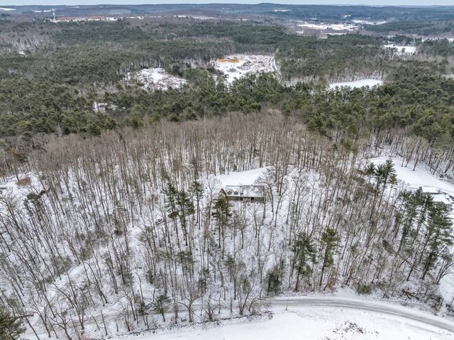 300 Padre Rd, New Braintree, MA 01531