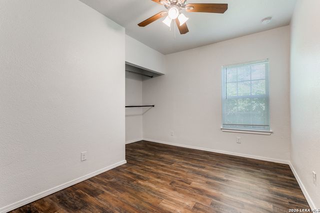 915 W Rosewood, San Antonio, TX 78201