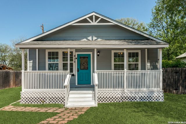 915 W Rosewood, San Antonio, TX 78201