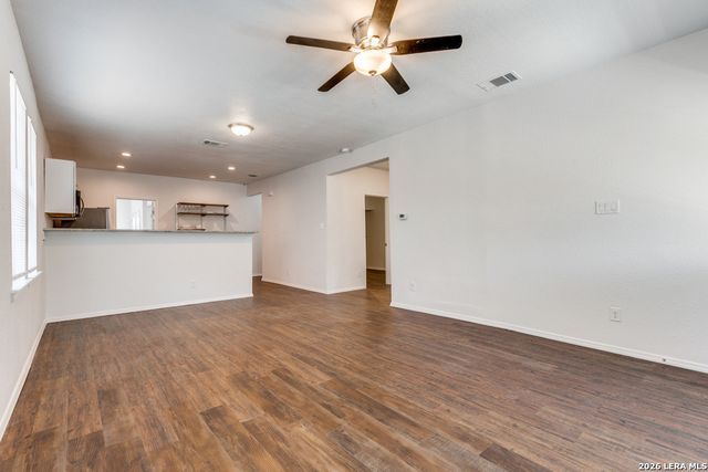 915 W Rosewood, San Antonio, TX 78201