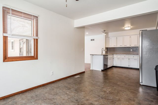 346 Whittemore Drive, South Beloit, IL 61080