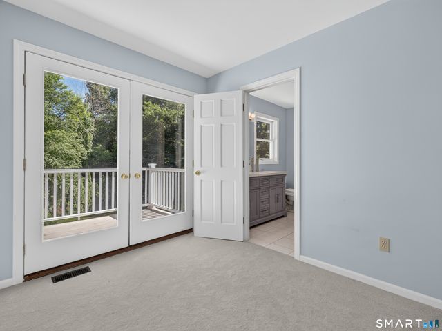 7 Bailey Drive, Guilford, CT 06437