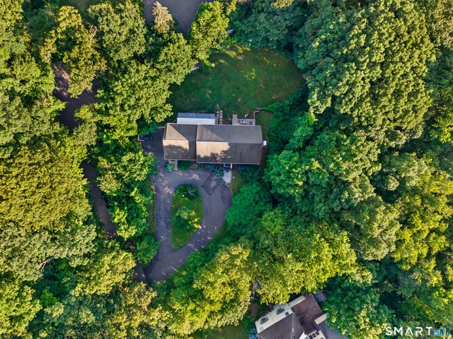 7 Bailey Drive, Guilford, CT 06437