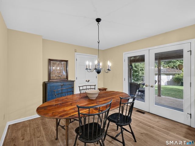 7 Bailey Drive, Guilford, CT 06437