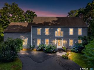 7 Bailey Drive, Guilford, CT 06437