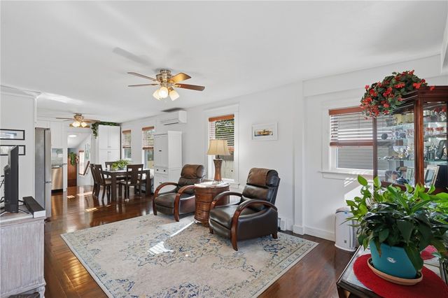353 Massasoit Avenue, East Providence, RI 02914