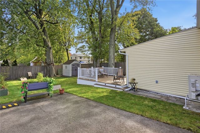 353 Massasoit Avenue, East Providence, RI 02914