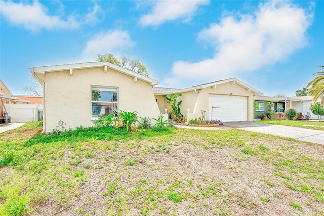 8206 DEDHAM DRIVE, Port Richey, FL 34668