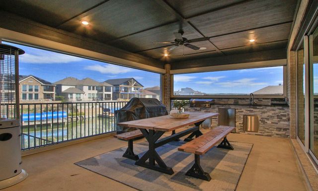 12582 St Ann Ct, Willis, TX 77318