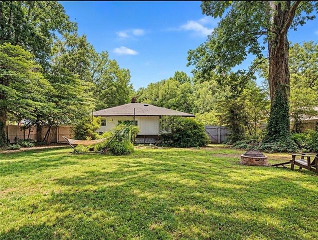 1005 Ridgecrest Drive SE, Smyrna, GA 30080