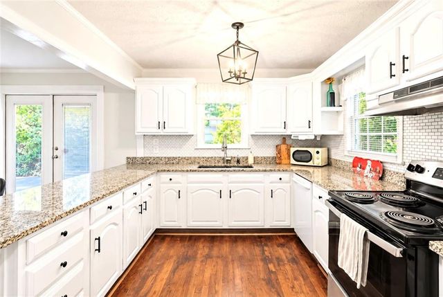 1005 Ridgecrest Drive SE, Smyrna, GA 30080