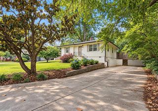 1005 Ridgecrest Drive SE, Smyrna, GA 30080