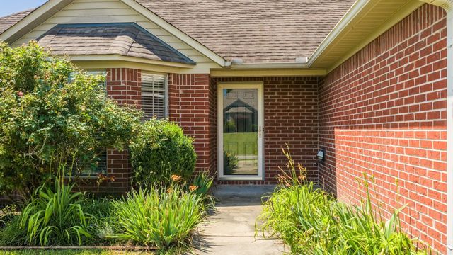 2205 Wilmington, Conway, AR 72034