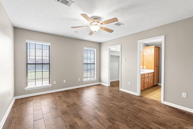 2205 Wilmington, Conway, AR 72034